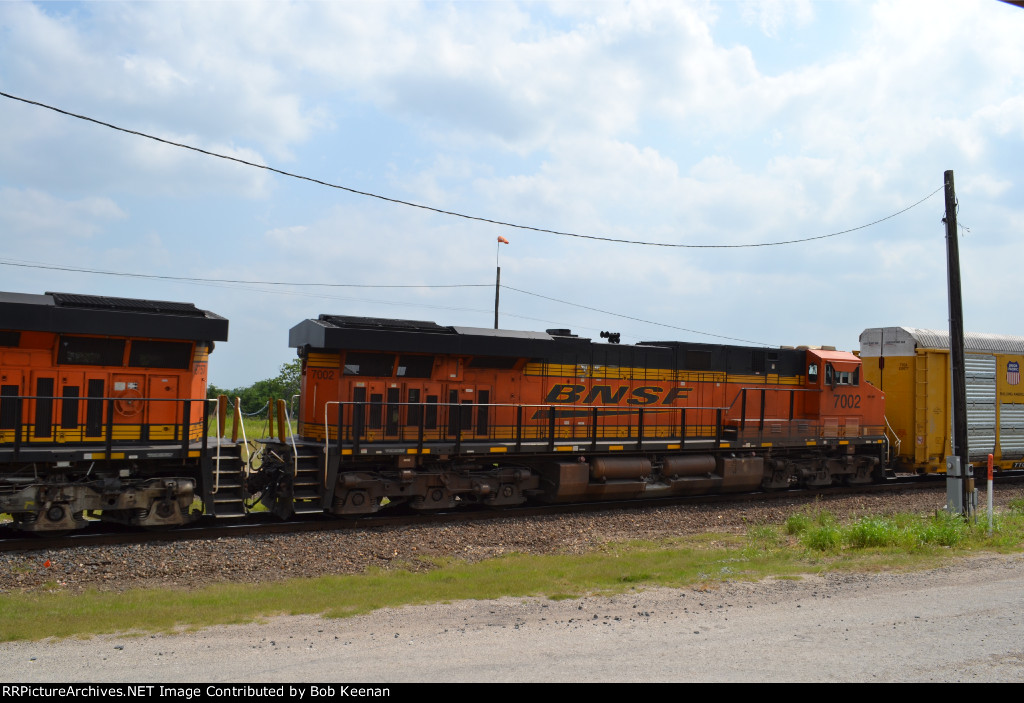 BNSF 7002